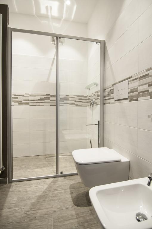 Campione Del Garda Surf House Hostel Pieve  Kültér fotó